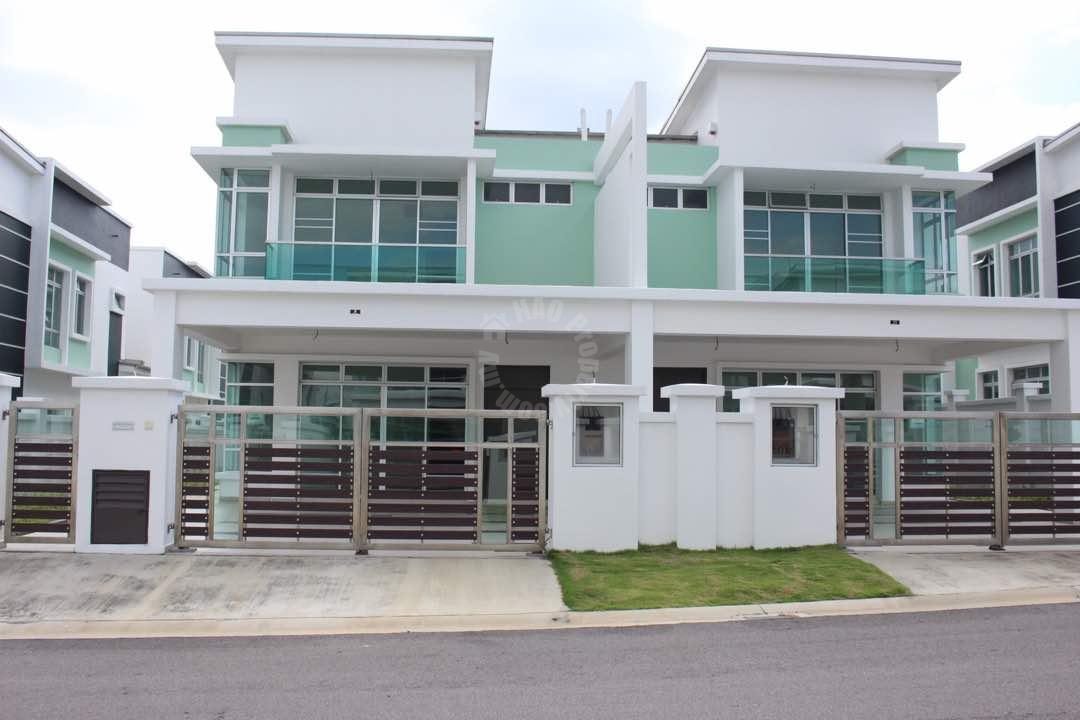 Kempas Utama Double Storey Oleander Cluster House For Rent 2780 HAO