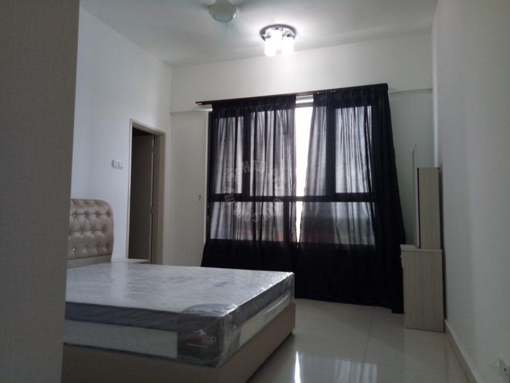 raffles suites  apartment 700 square-foot built-up selling at rm 410,000 at persisiran sutera danga bandar uda utama johor bahru #1132