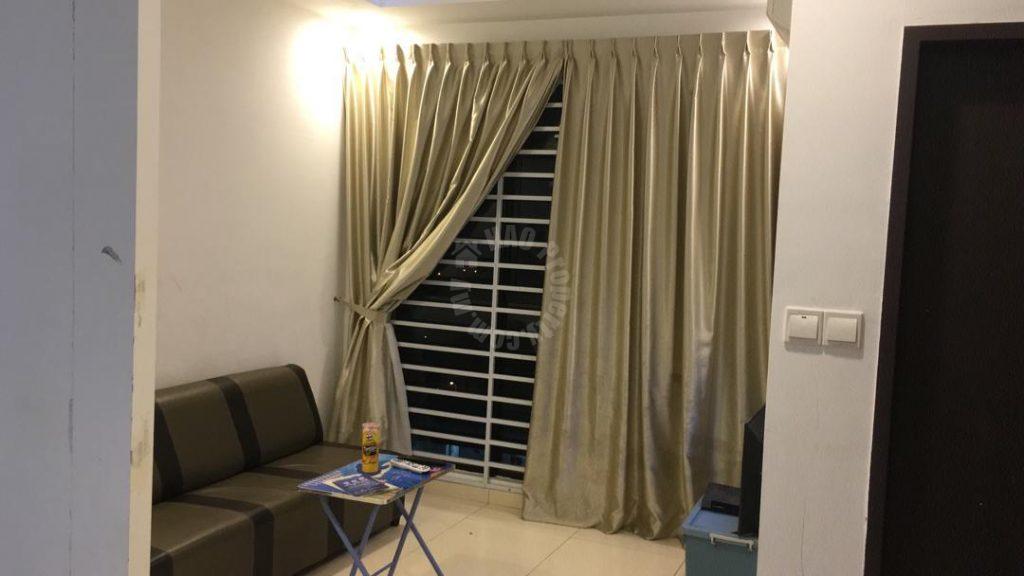 the garden residence serviced apartment 825 square feet builtup rent price rm 1,200 at jalan persiaran mutiara mas, skudai #6992